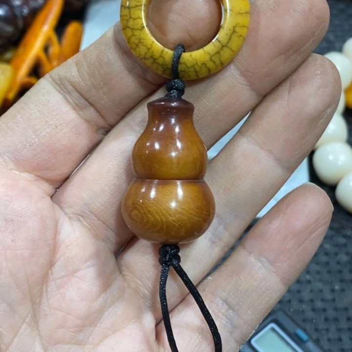 滴血莲花菩提吊坠