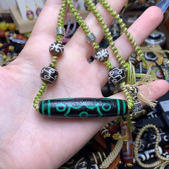 玛瑙/玉髓发一条未镶嵌