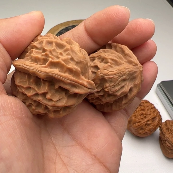 文玩核桃把件龙鳞11