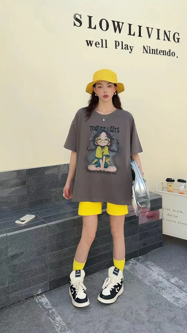 2025款雪花棉黄色眼镜小姑娘休闲宽松T恤