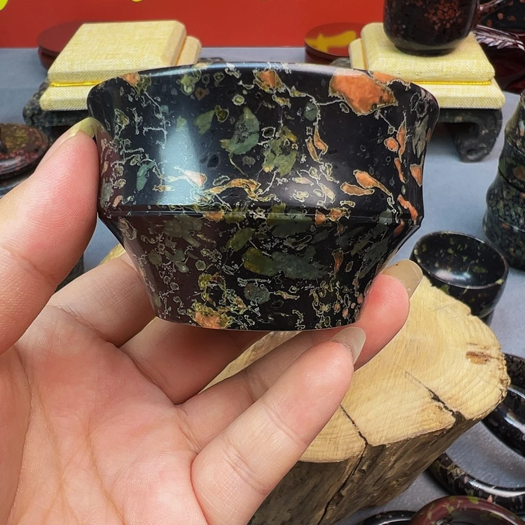 杨***士梅花玉竹节杯茶周边微瑕