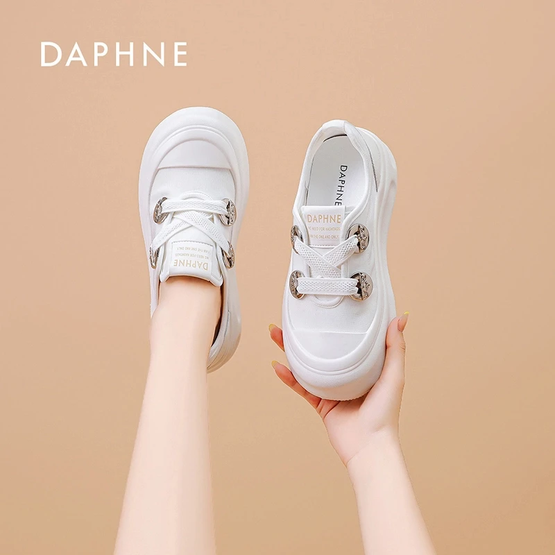 达芙妮透气小白鞋女2025夏新款时尚百搭厚底轻便板鞋时尚休闲女鞋
