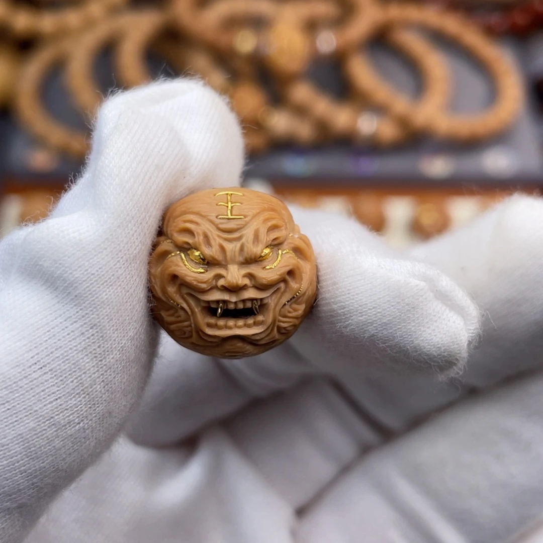 猴头核桃吊坠满工虎僧