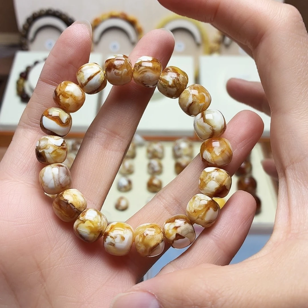 *****吊坠桃核沁色老型手串