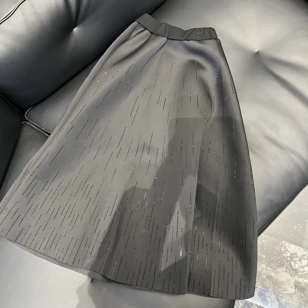 流星雨黑色太空棉蓬蓬裙烫钻半身裙名媛气质款