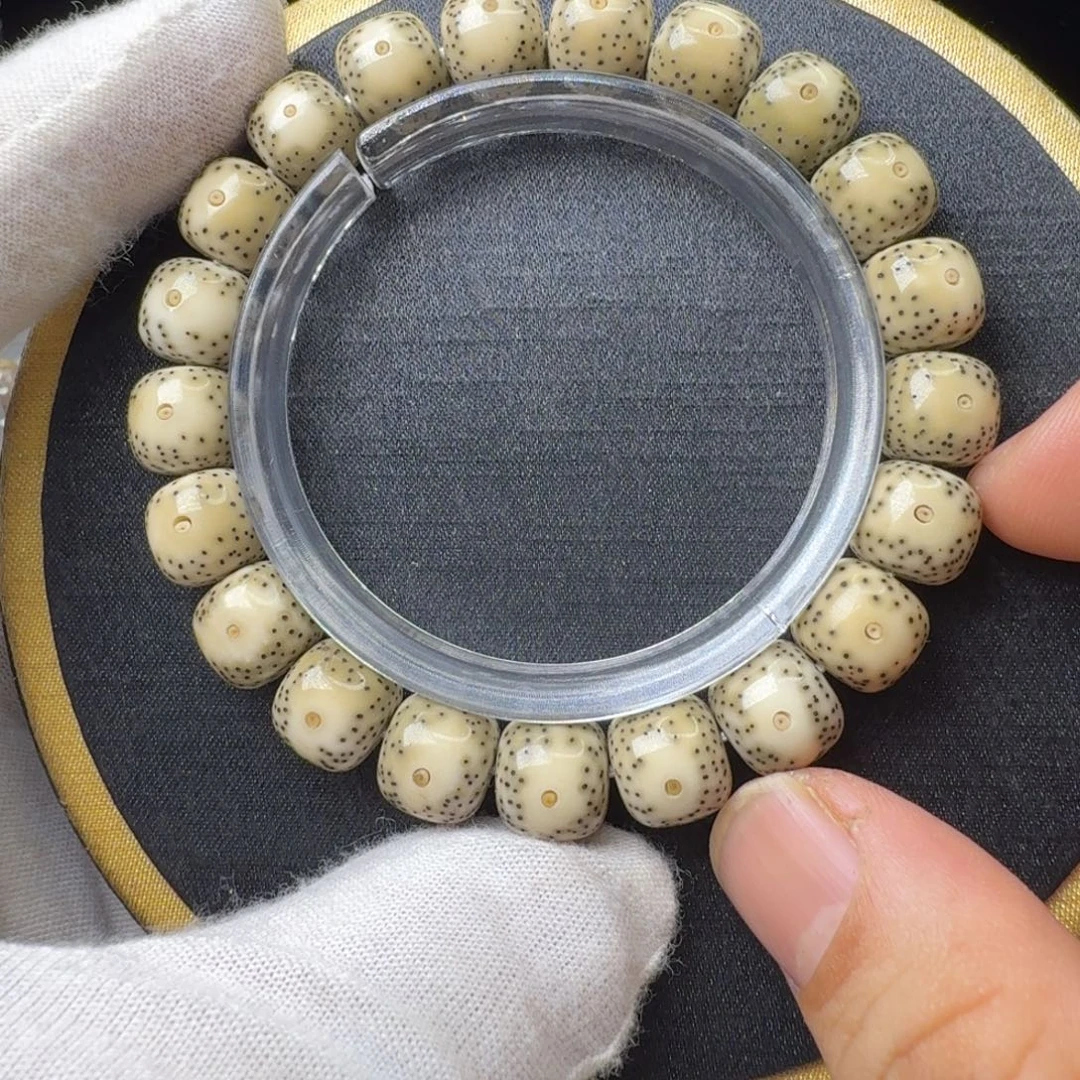 星月菩提手串石玉料