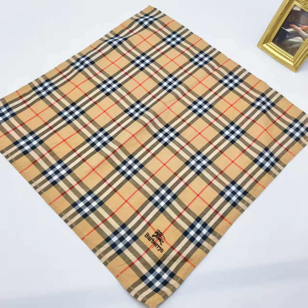 95新 BURBERRY/博柏利 海囤/巴宝莉/丝巾/yy10062