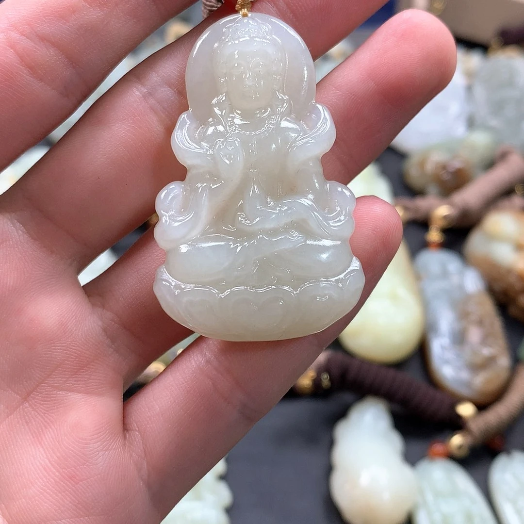 和田玉颈饰未镶嵌