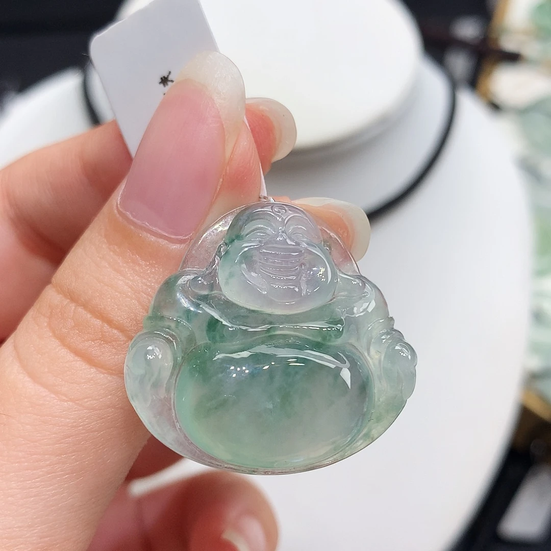 翡翠未镶嵌胸饰翡翠117，26.6/28.3/6.1