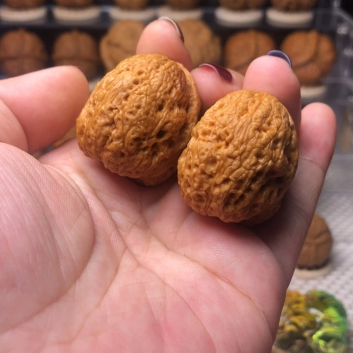 文玩核桃把件1小黄金元宝34尺