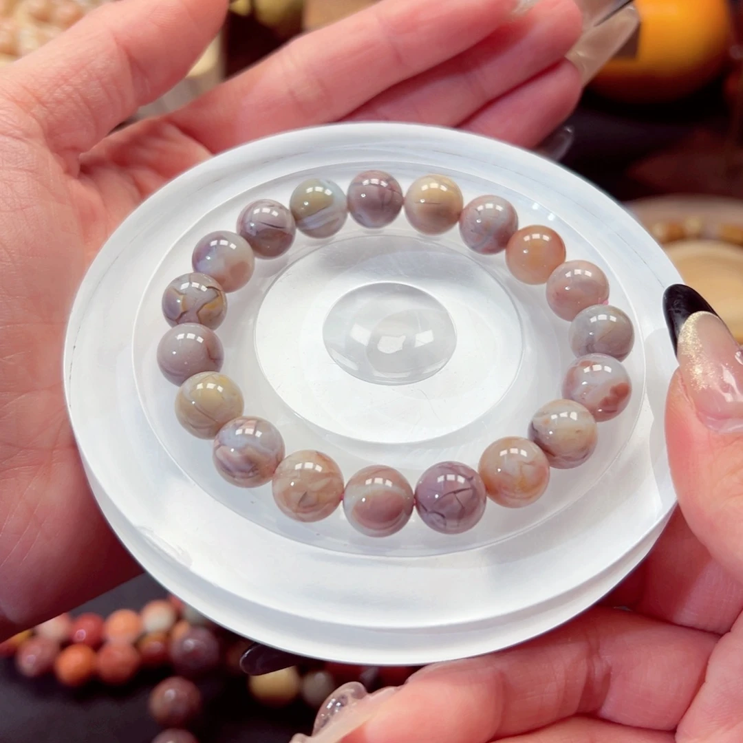 石英质玉手链未镶嵌远****?92