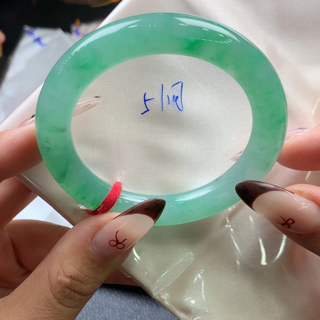 翡翠未镶嵌手镯58号