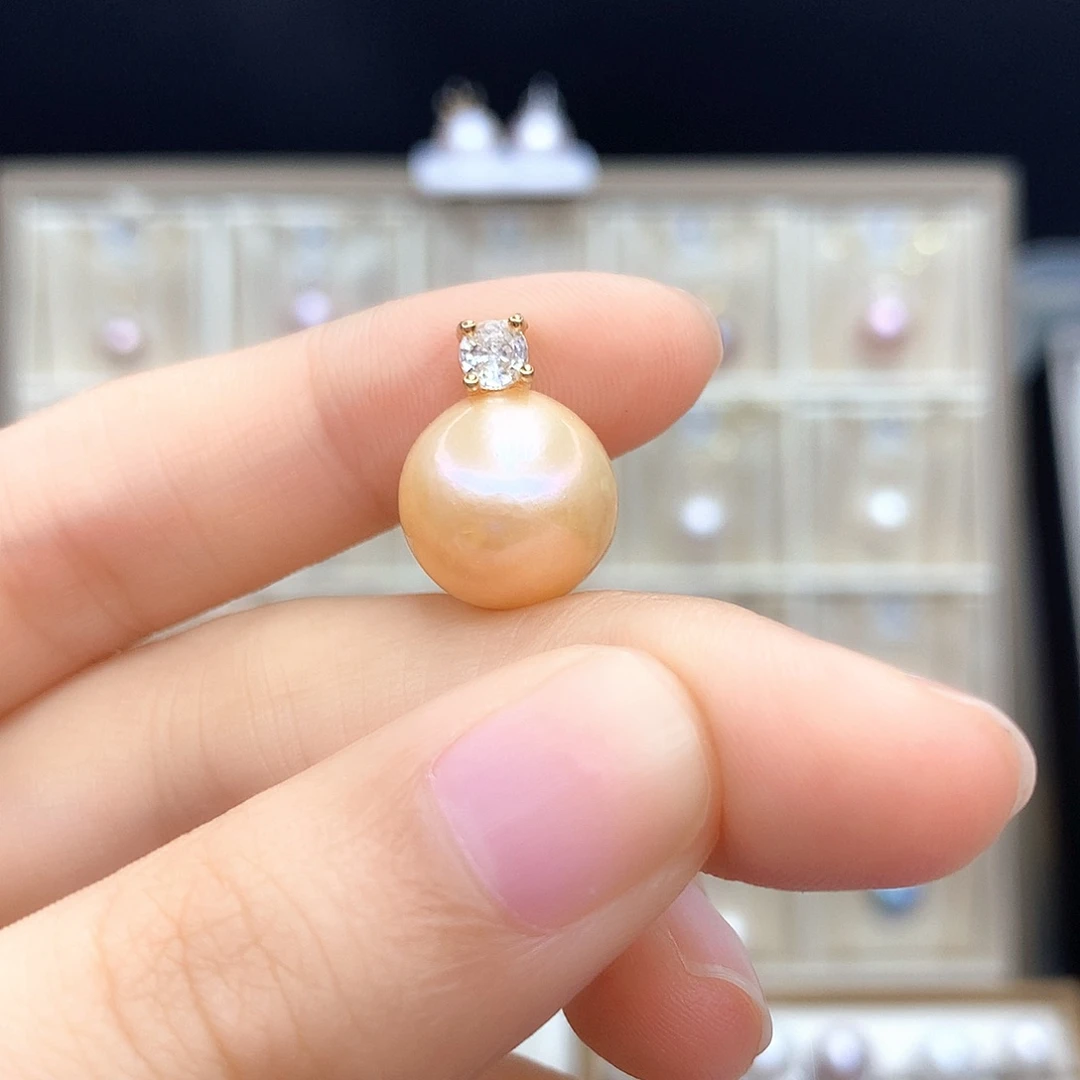 淡水珍珠合金颈饰