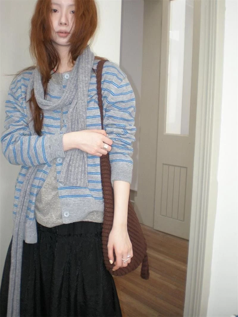 圆领撞色条纹开衫简约百搭单排扣针织衫g-107