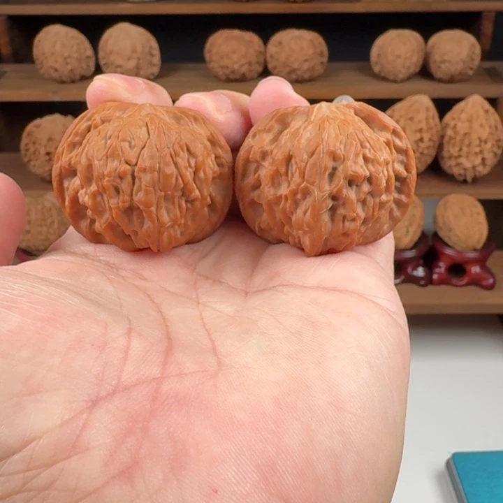 也***晴文玩核桃手串磨盘43/39/34