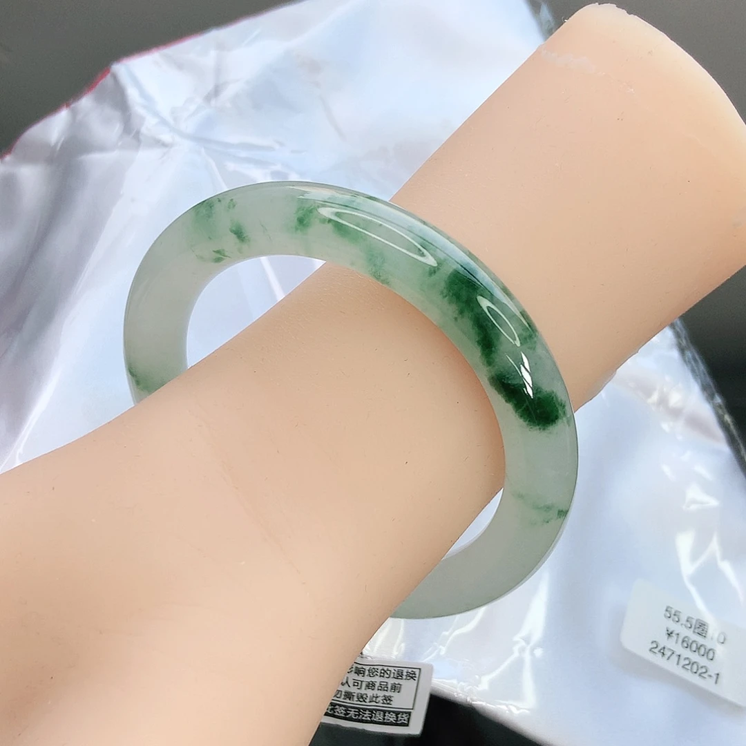 未镶嵌手镯（圆镯）翡翠55➕圆