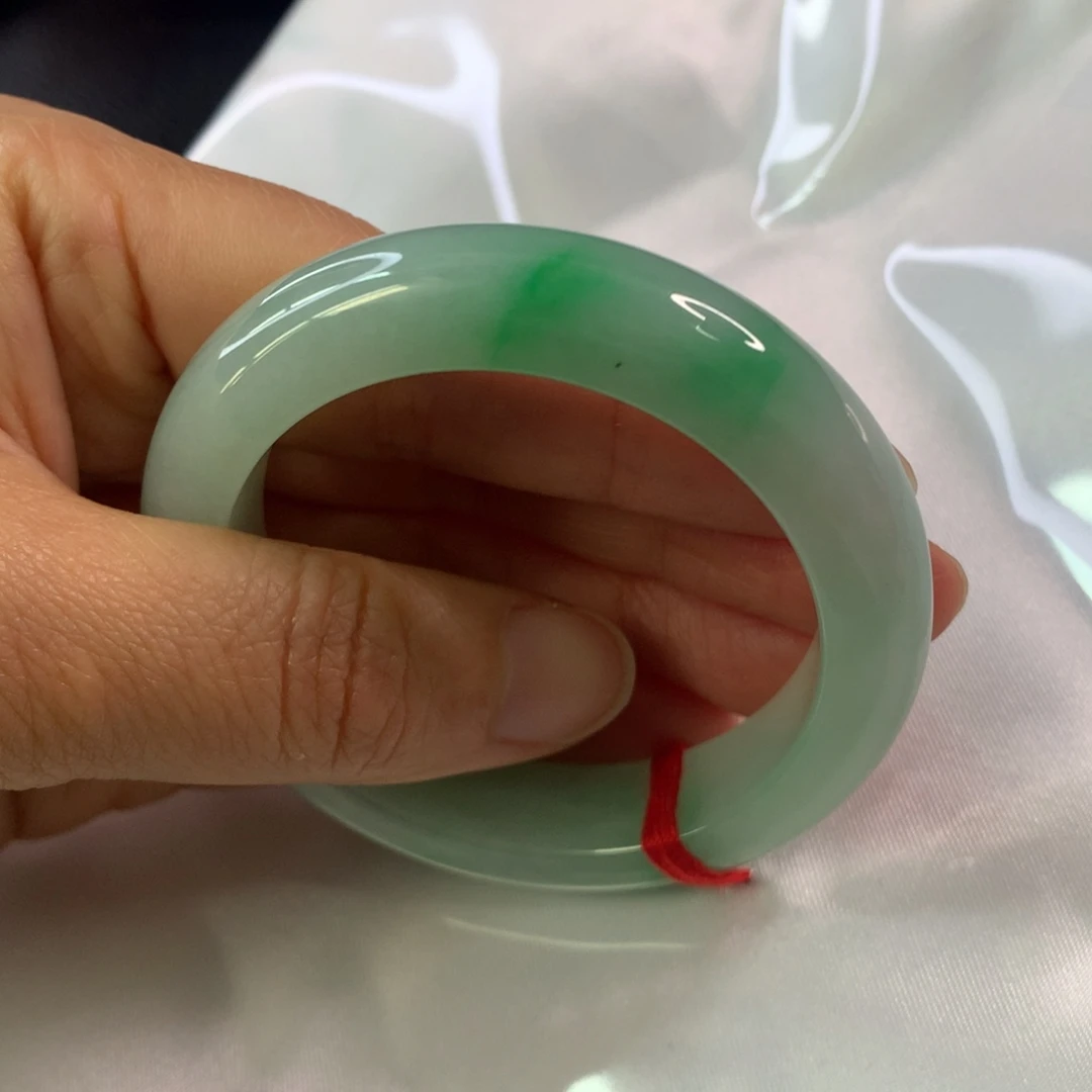 翡翠未镶嵌手镯翡翠手镯50