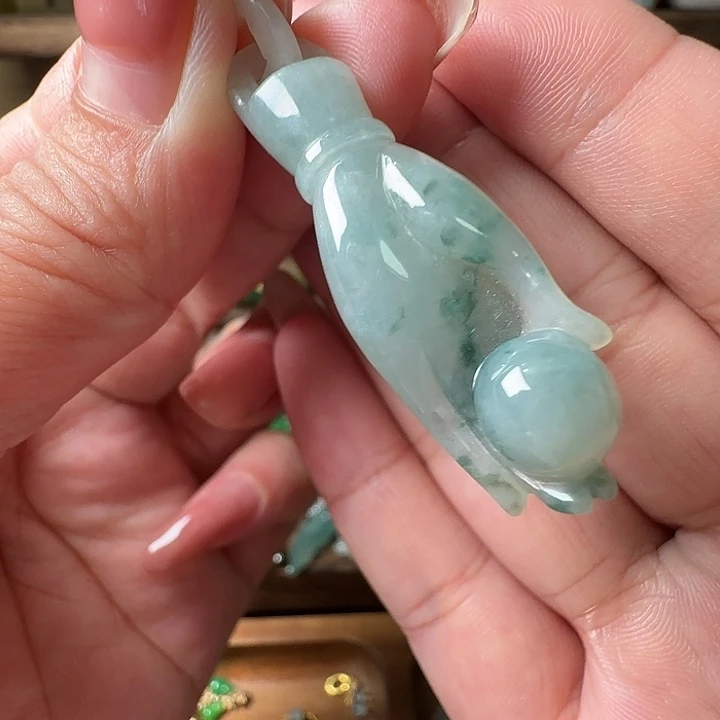 翡翠未镶嵌手镯翡翠150