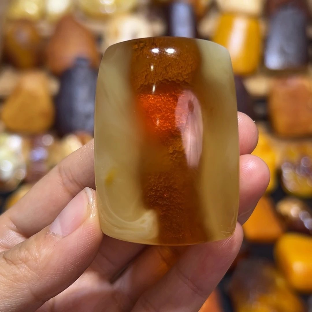 定制琥珀足银镶嵌琥珀蜜蜡