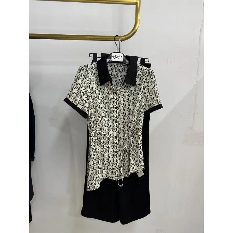 一线女装-春装套装/T8051