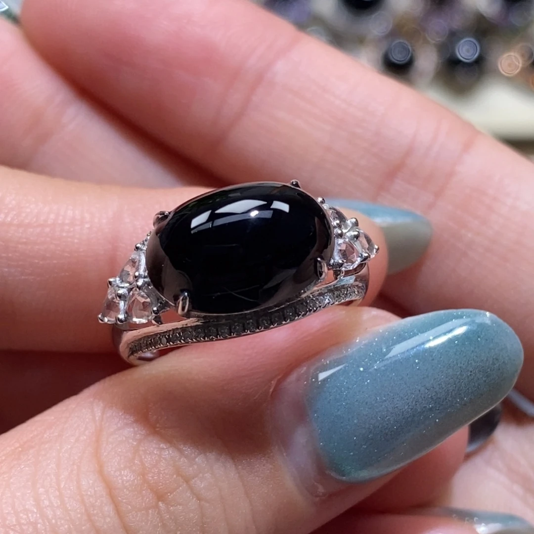 翡翠18K金镶嵌戒指