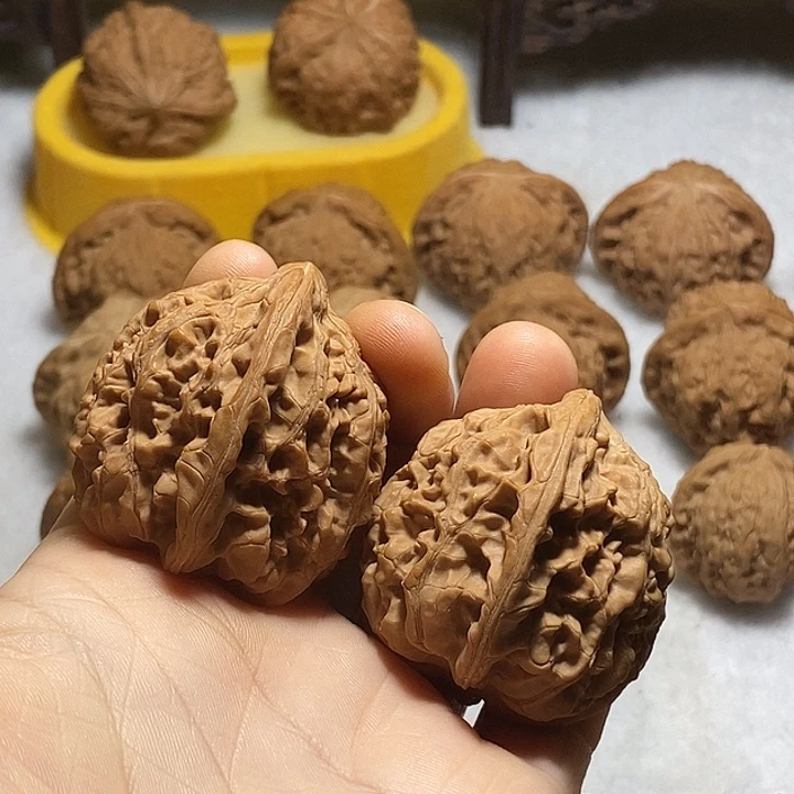 把件文玩核桃F****a石头39尺
