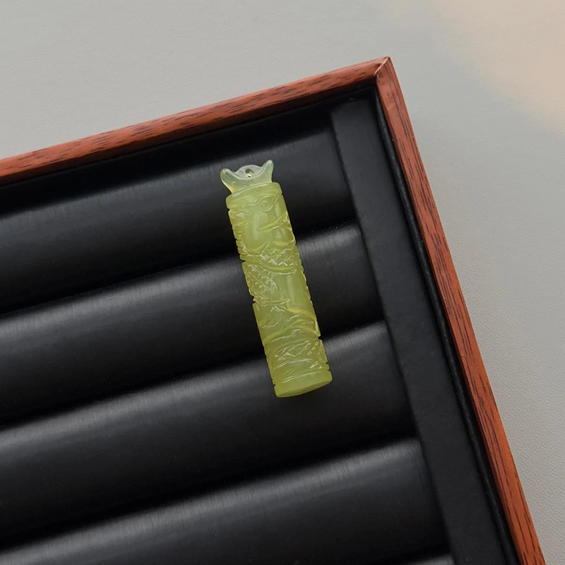 玉知意岫玉吊坠盘龙柱天然玉石玉饰挂件男女玉坠多样性发货【赠绳】