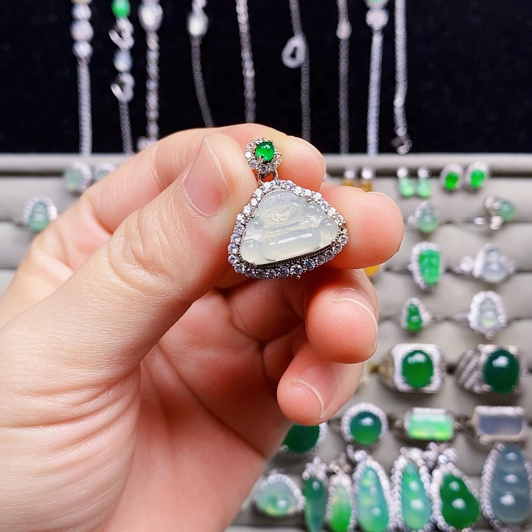 翡翠银S925镶嵌颈饰佛公