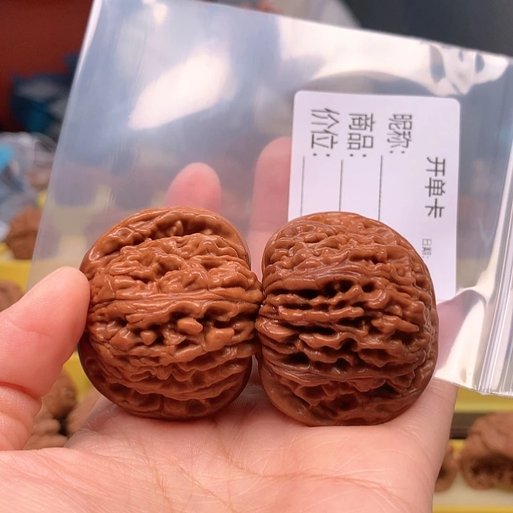 拉***拉文创展等形式吸引游客前往