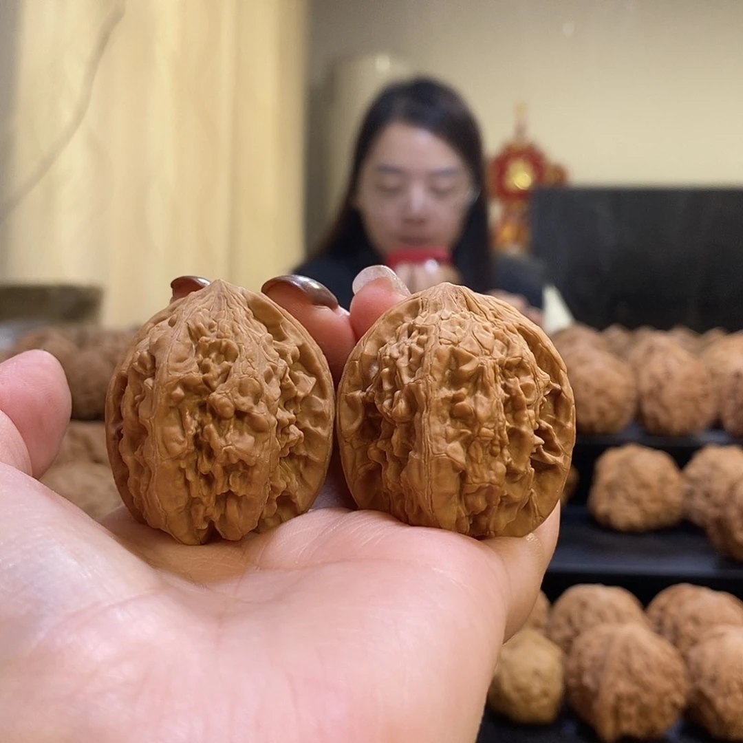 把件文玩核桃36石头