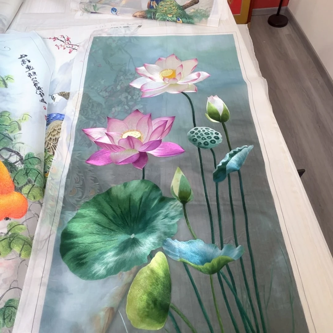 刺绣精品苏绣50*100单秀片荷花