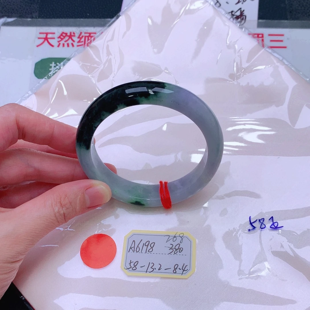 未镶嵌手镯翡翠缅甸翡翠手镯
