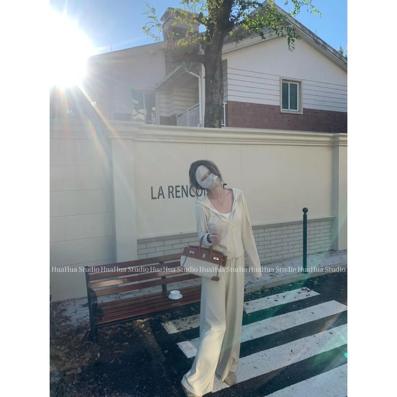 【花花】lu系套装~连帽抽绳收腰显瘦卫衣外套+休闲百搭宽松直筒裤