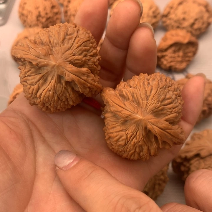 Y***e文玩核桃把件南疆石