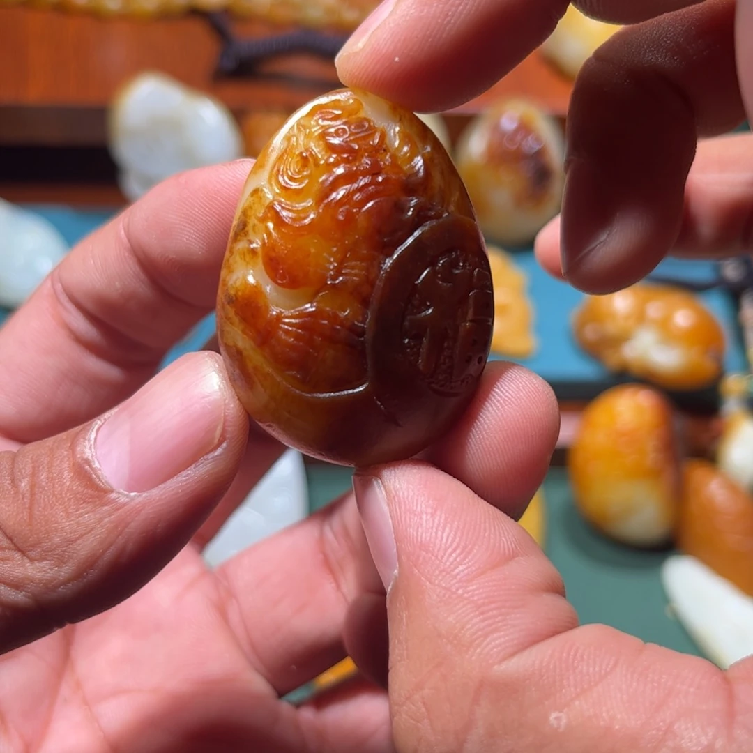 和田玉未镶嵌颈饰风***丶