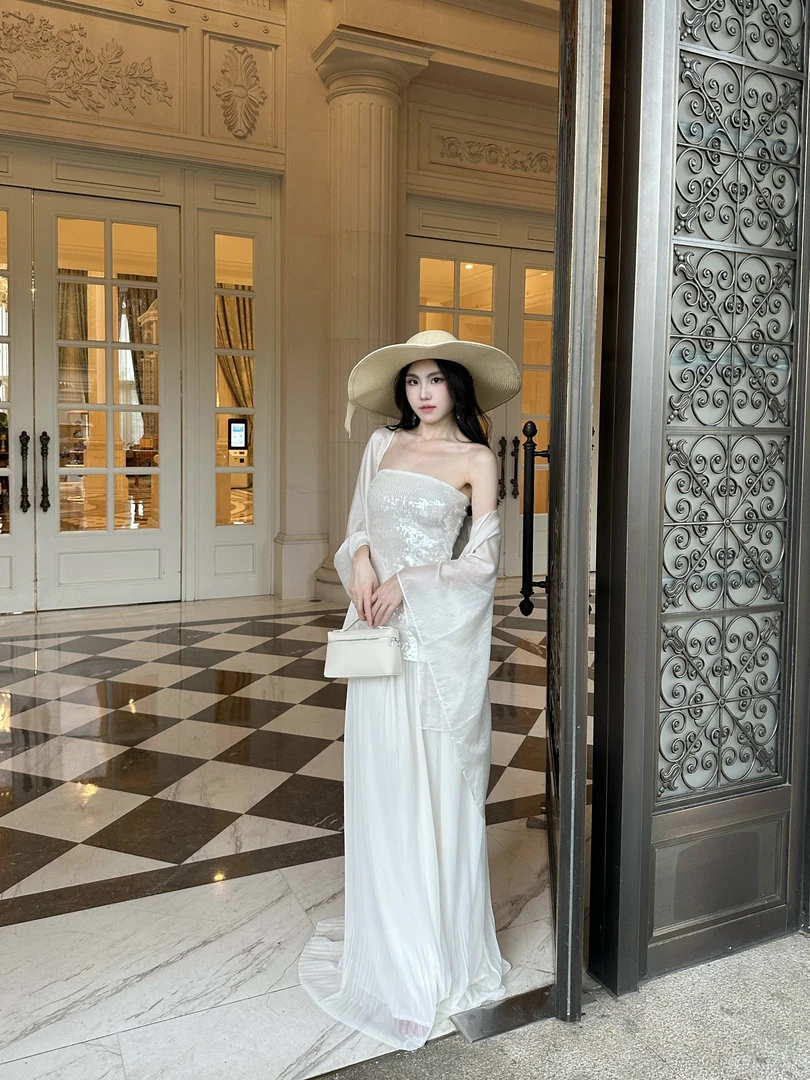 【鲛人泪光】法式重工人鱼姬亮片生日度假风压褶收腰显瘦长裙小礼服