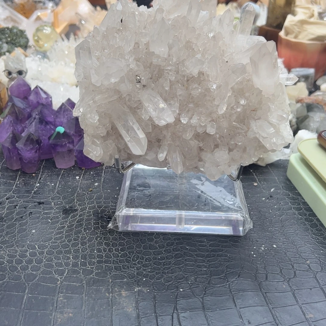 翊***铖水晶未镶嵌珠宝半成品