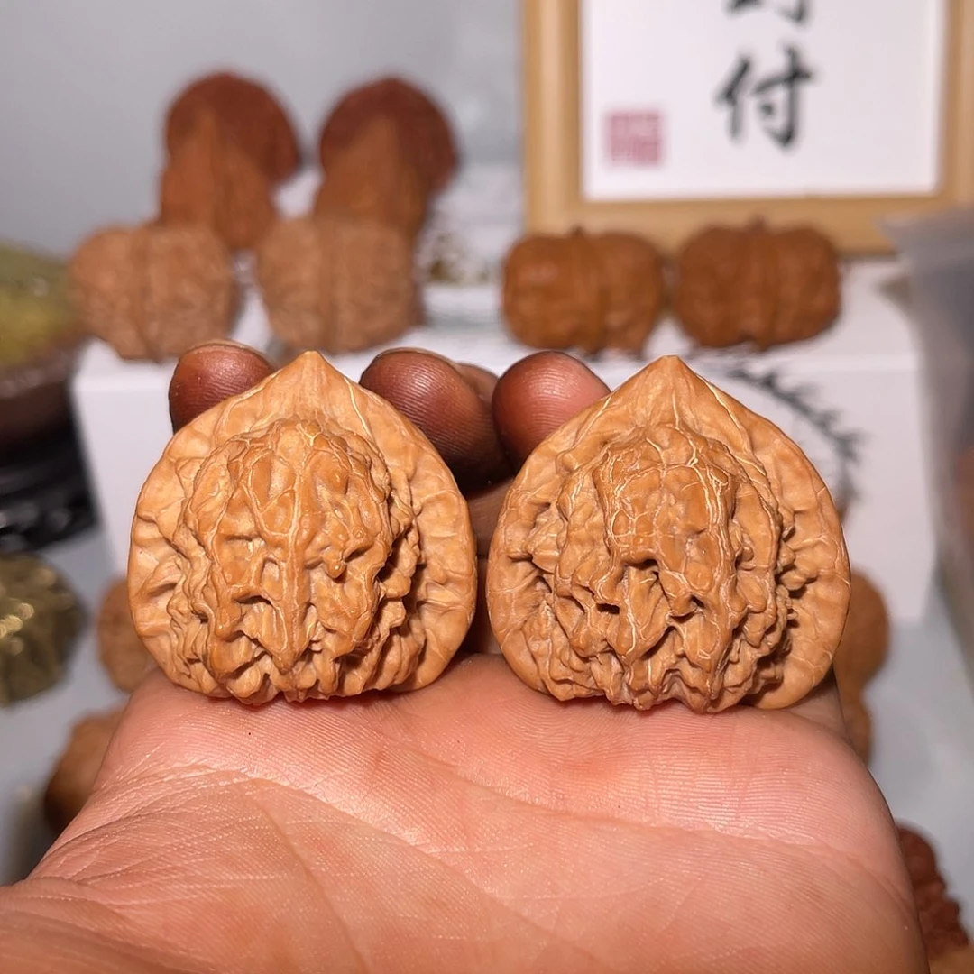 文玩核桃吊坠陨石纹公子帽