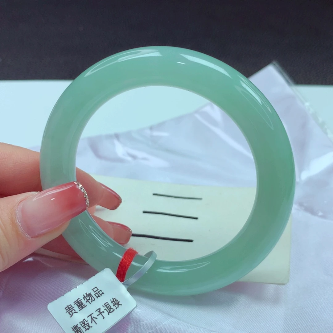 翡翠手镯未镶嵌手镯56