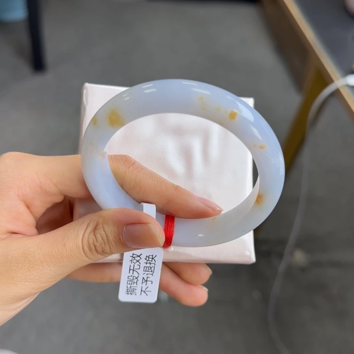 未镶嵌手镯翡翠洒金-56.9圈
