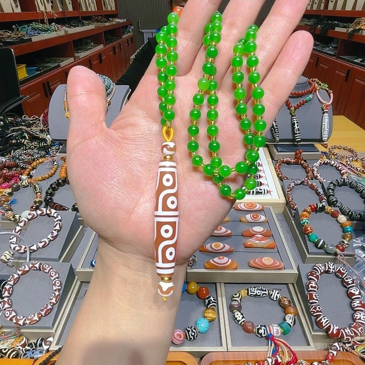 未镶嵌玛瑙/玉髓珠宝奇石