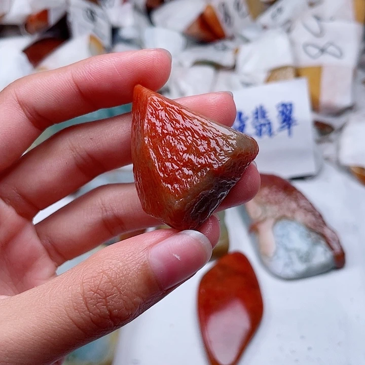 亚***军颈饰未镶嵌翡翠翡翠