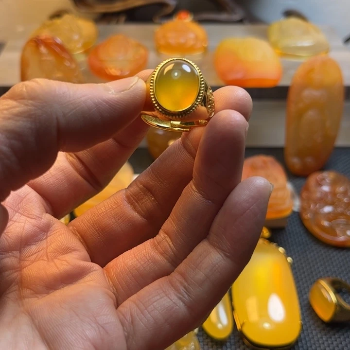 石英质玉颈饰银S925镀金镶嵌缘*