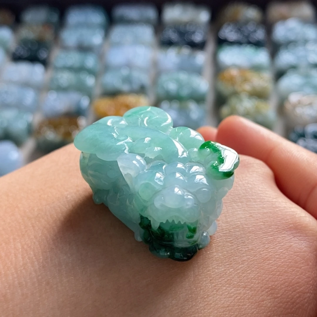 翡翠未镶嵌颈饰天然翡翠貔貅吊坠