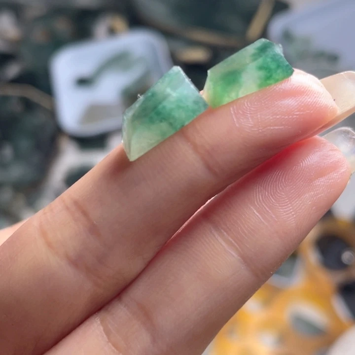 定制翡翠未镶嵌天然翡翠