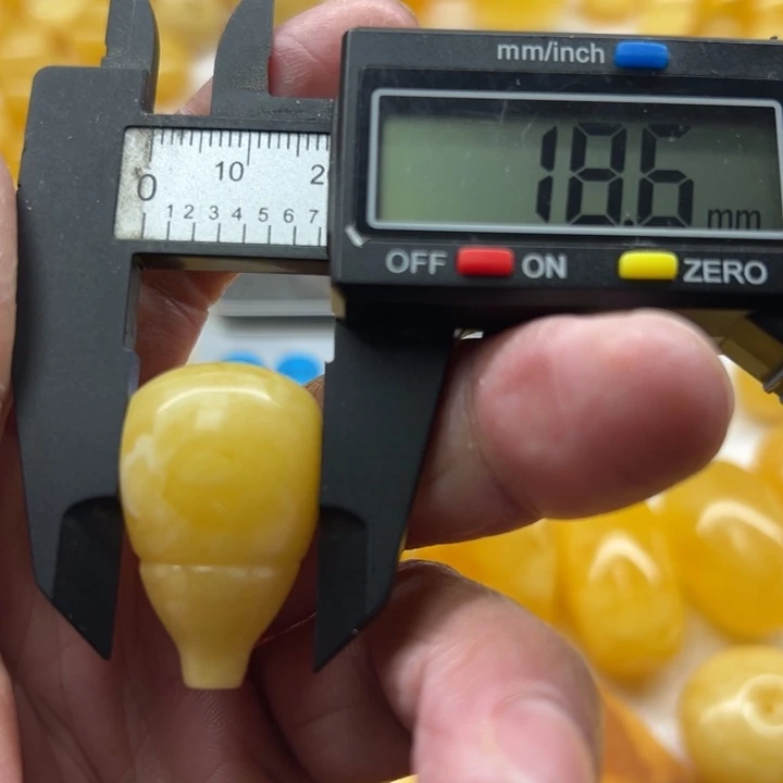 琥珀未镶嵌裸石原矿