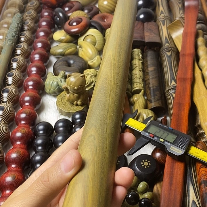 恬***爱大叶紫檀（黑酸枝木类）226