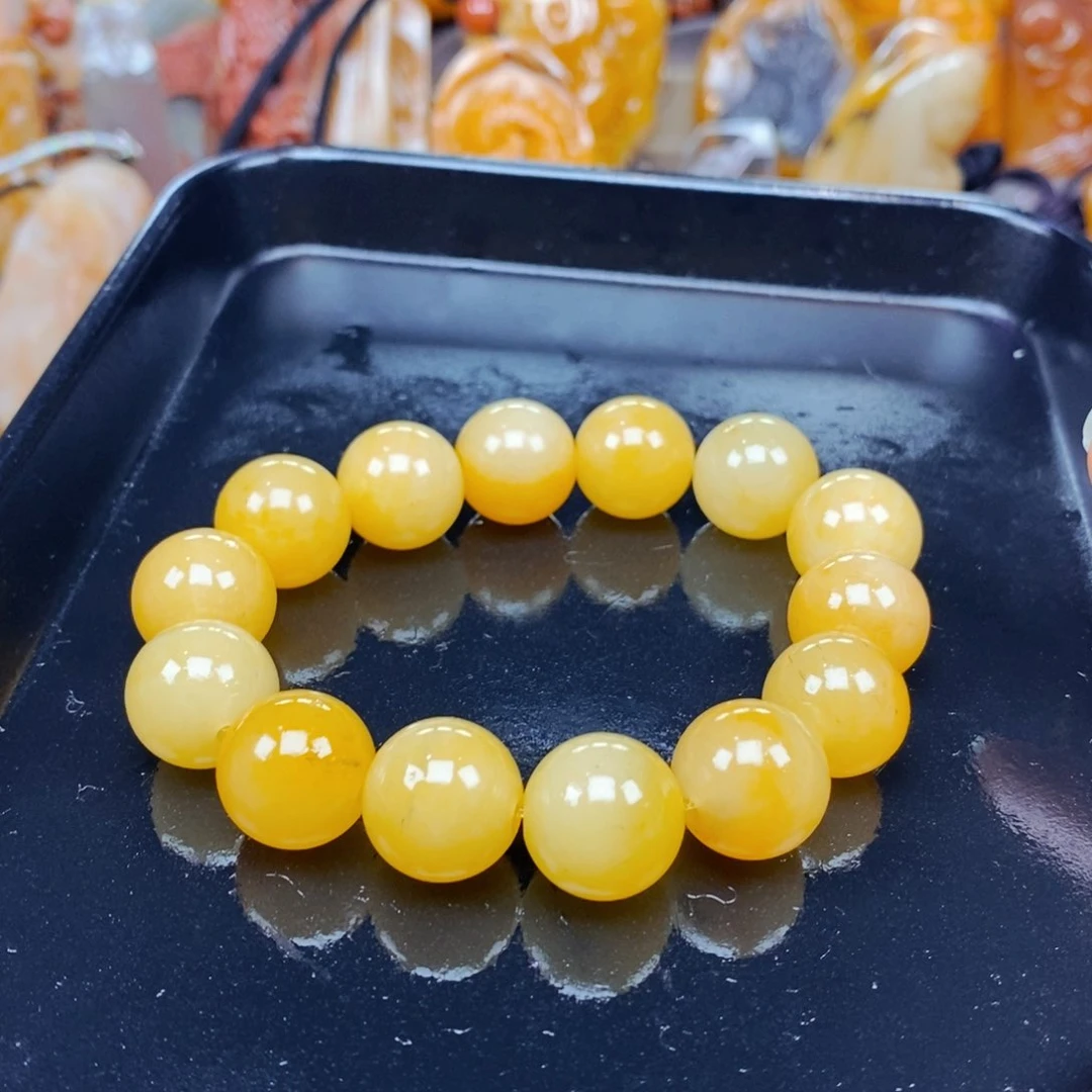 石英质玉（黄龙玉）未镶嵌颈饰