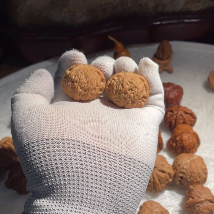 z***.文玩核桃把件13乾隆磨打底不退不换