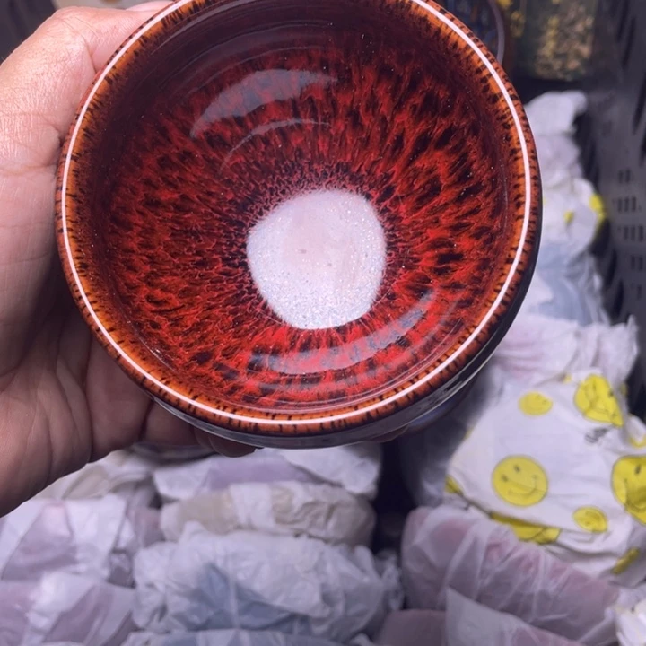 茶盏我不会在和她